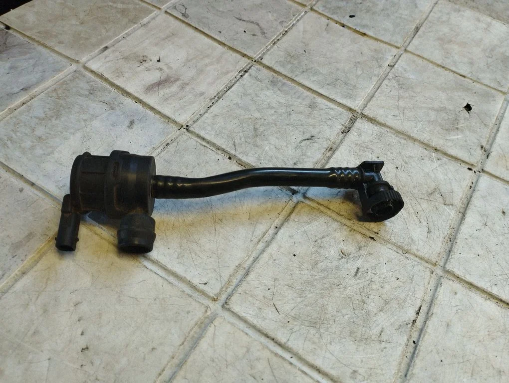 Turbo solenoid valve 13907618657