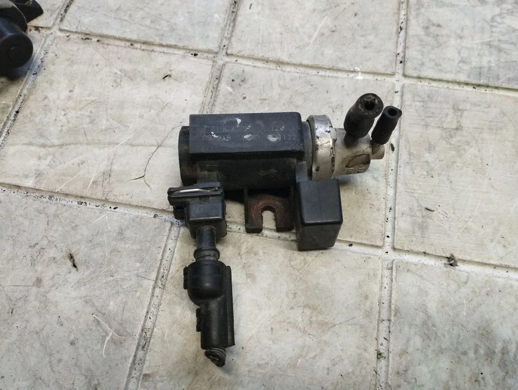 Turbo solenoid valve 72190339