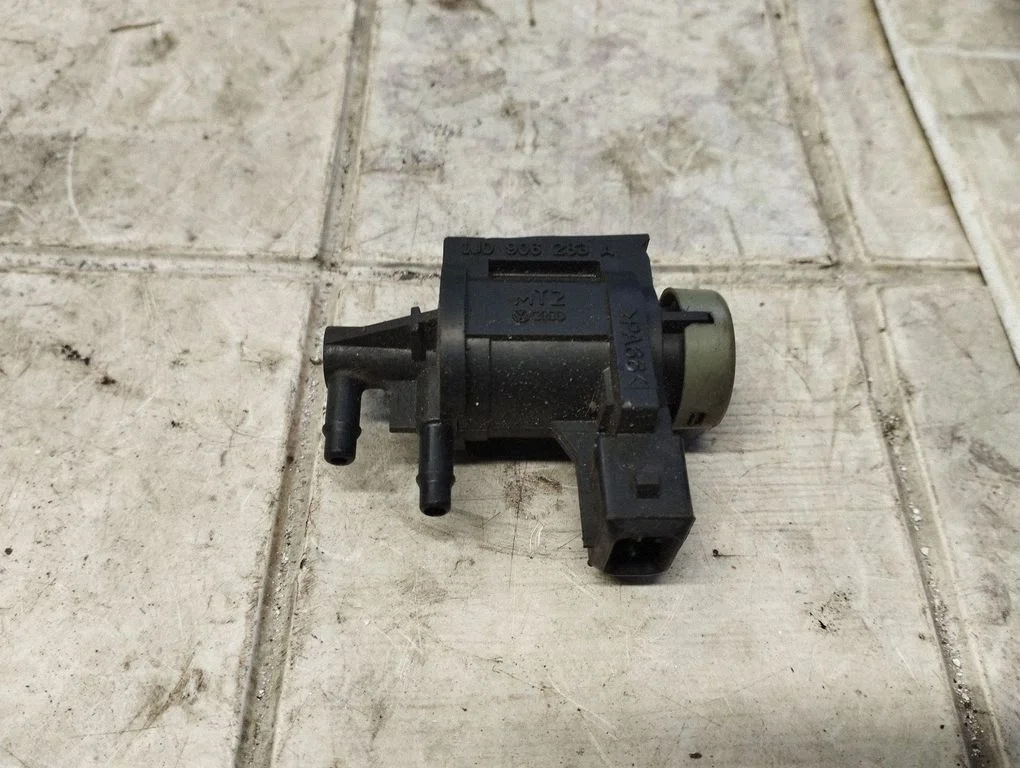 Turbo solenoid valve 1J0906283A