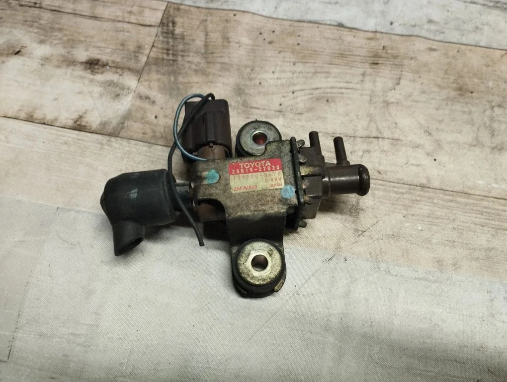 Turbo solenoid valve – Toyota Corolla Verso E121 (2001-2004)