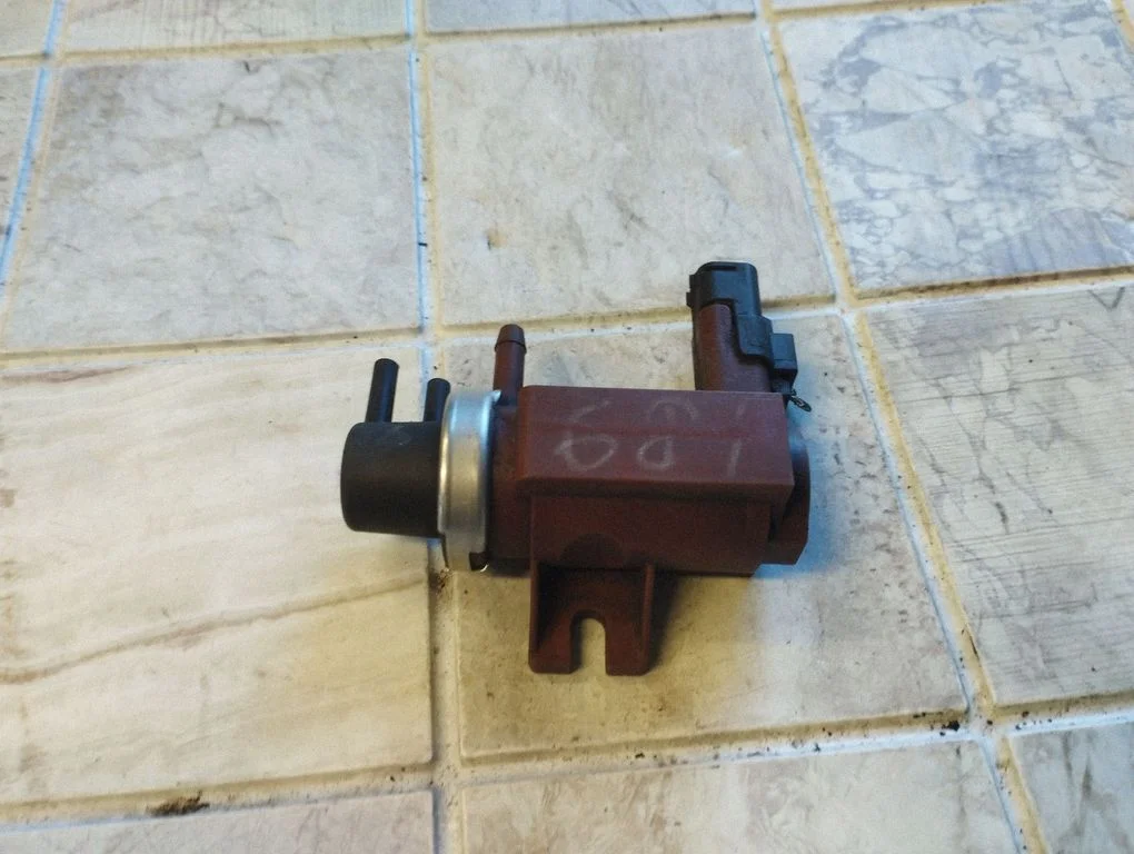Turbo solenoid valve – Citroen C4 I (2004-2010)