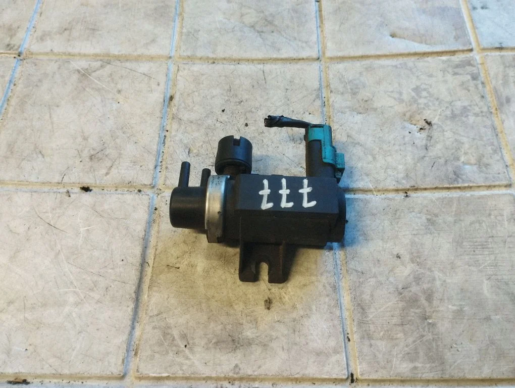 Zawór elektromagnetyczny turbo 9641726680