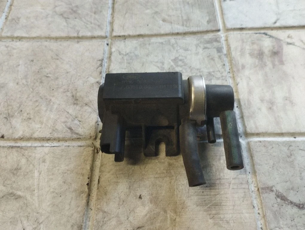 Turbo solenoid valve 4M5Q9E882AA