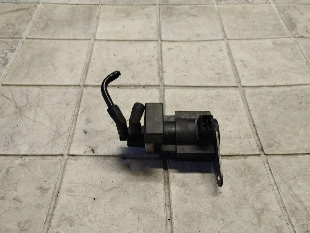 Turbo solenoīda vārsts 057906630