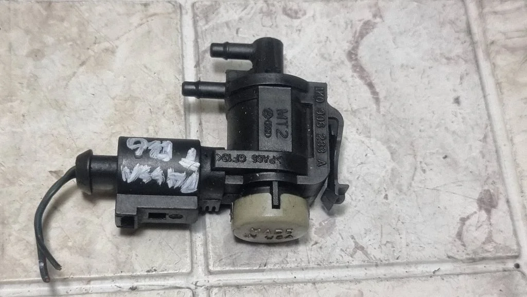 Turbo solenoid valve 1K0906283A