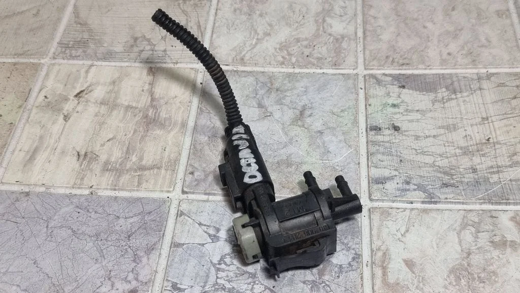 Solenoidklapp 1J0906283C