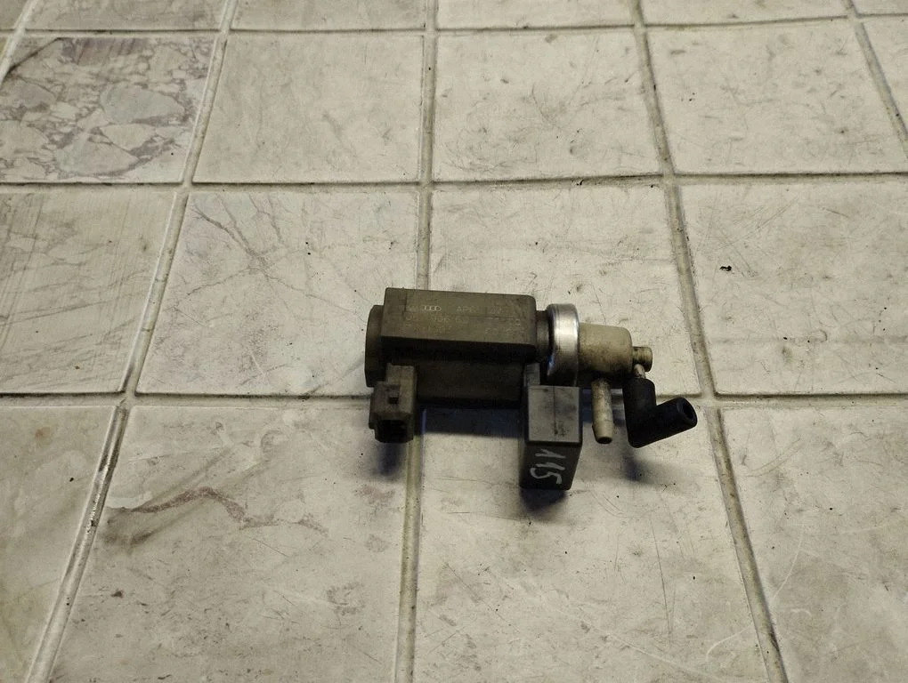Turbo solenoīda vārsts 057906627A
