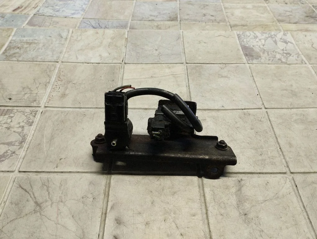 Turbo solenoīda vārsts K5T44173