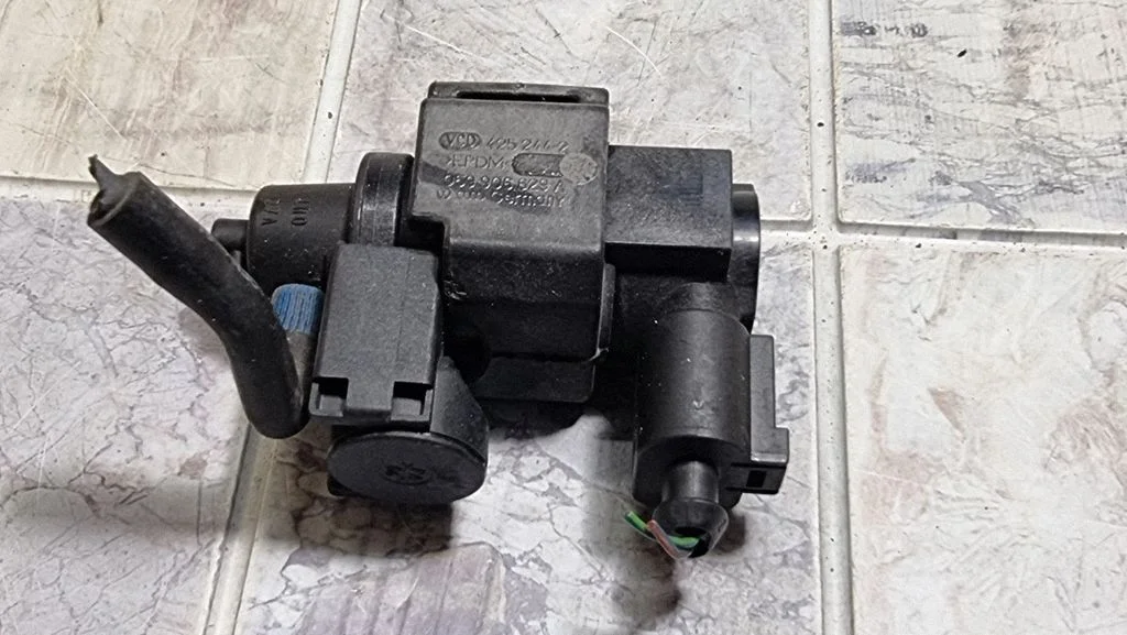 Solenoidklapp 059906629A