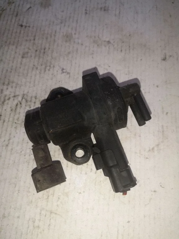 Zawór elektromagnetyczny turbo 9628971180