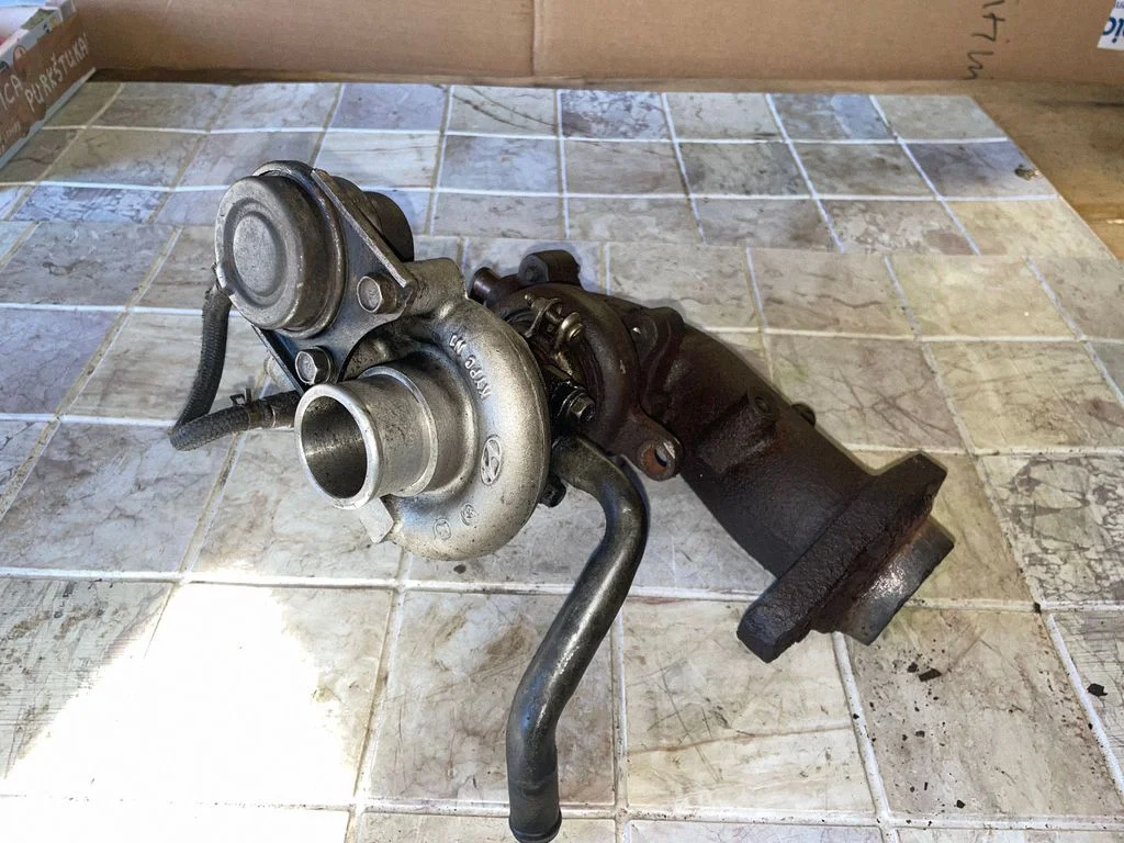 Turbosprężarka 2S23127000