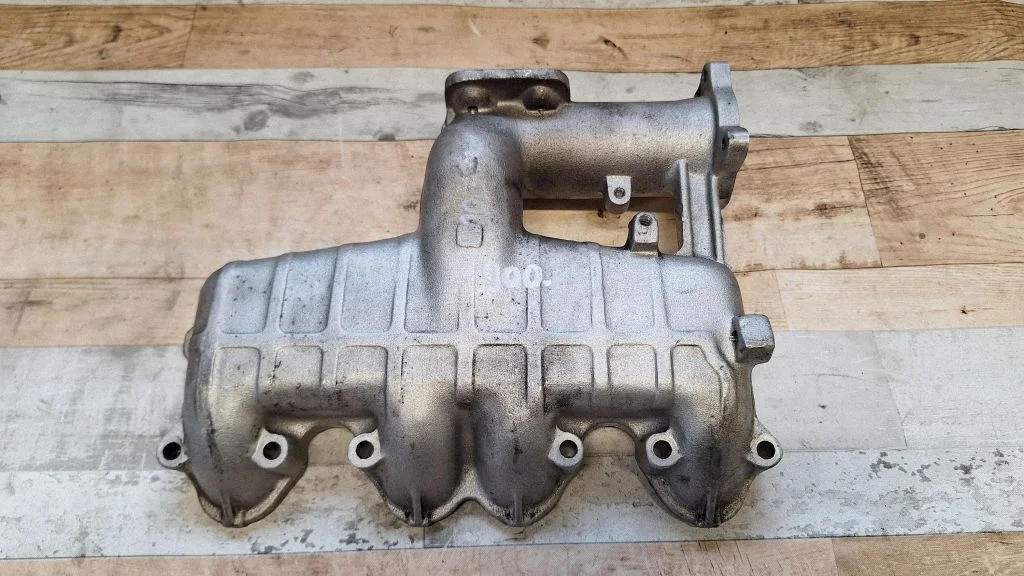 Intake manifold 038129713J
