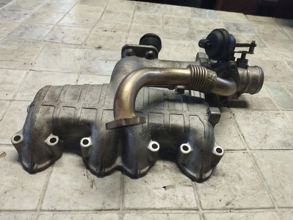 Intake manifold 038129713J