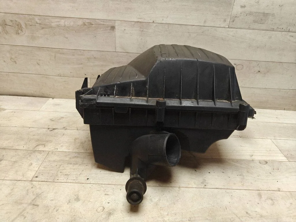 Air filter box – Opel Meriva A (2003-2010)
