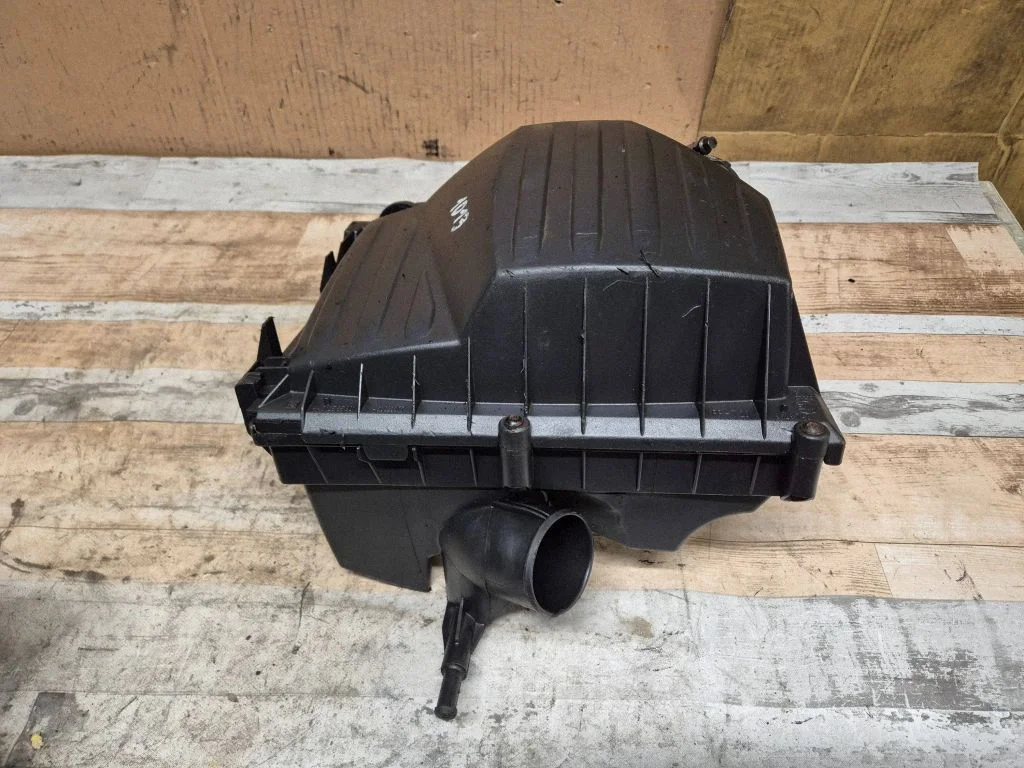 Air filter box 9129743