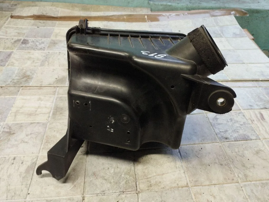 Gaisa filtra korpuss – Honda Accord (2003-2007)