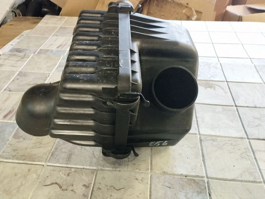 Air filter box 2811126000