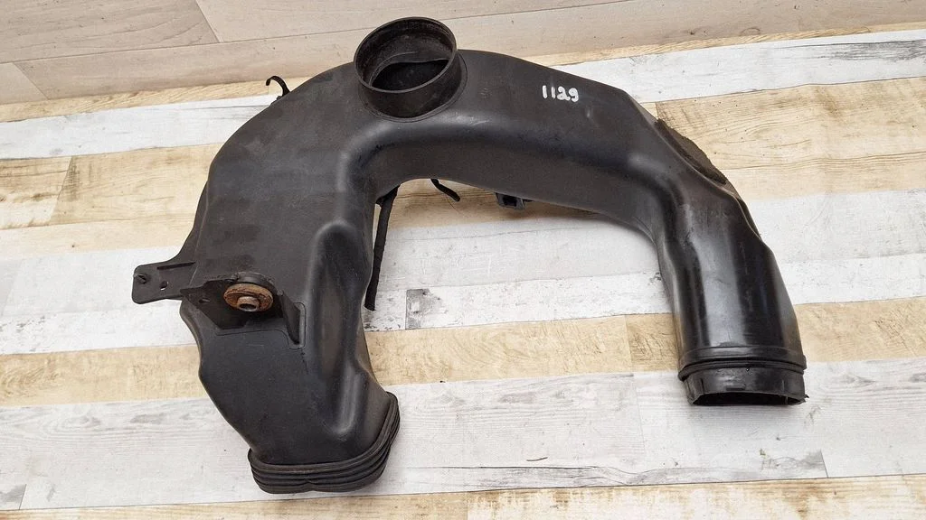 Air intake duct part 282113L000
