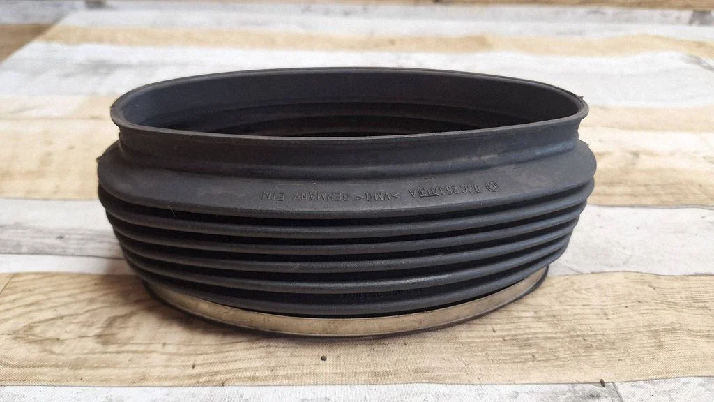 Air intake duct part 03C253813A