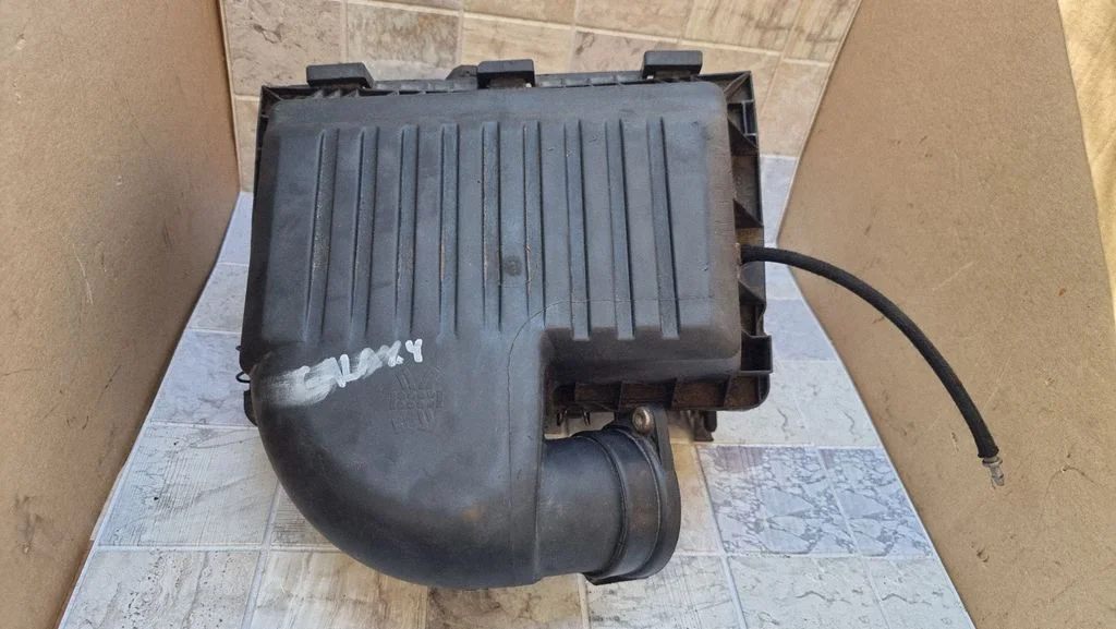 Air filter box – Ford Galaxy (2000-2006)