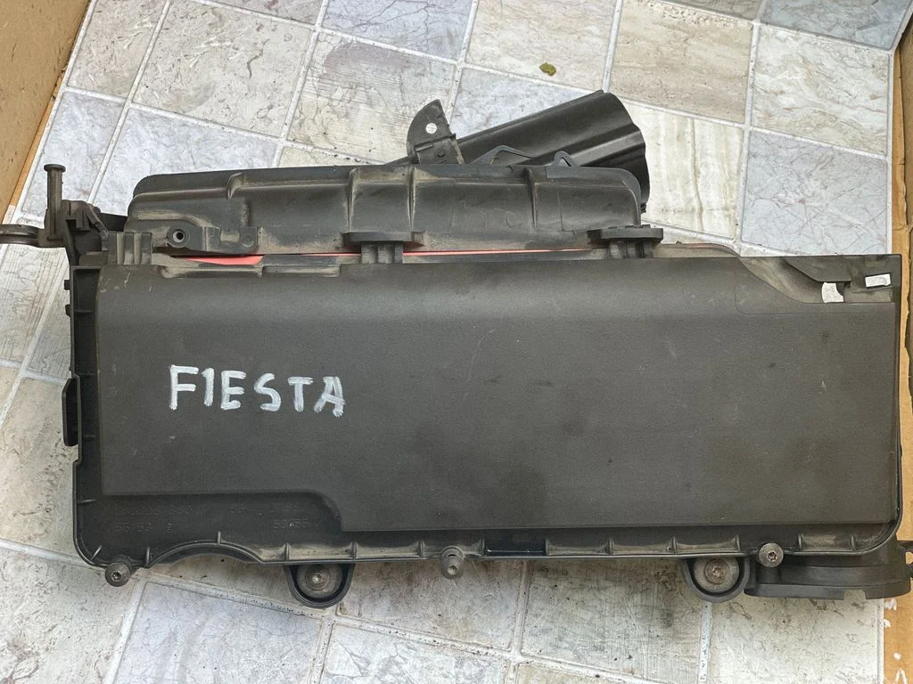 Air filter box 9652987380