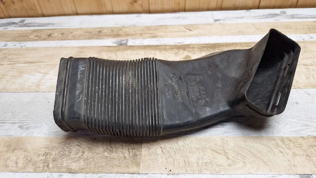 Air intake duct part – Volkswagen Passat B5.5 (2001-2005)