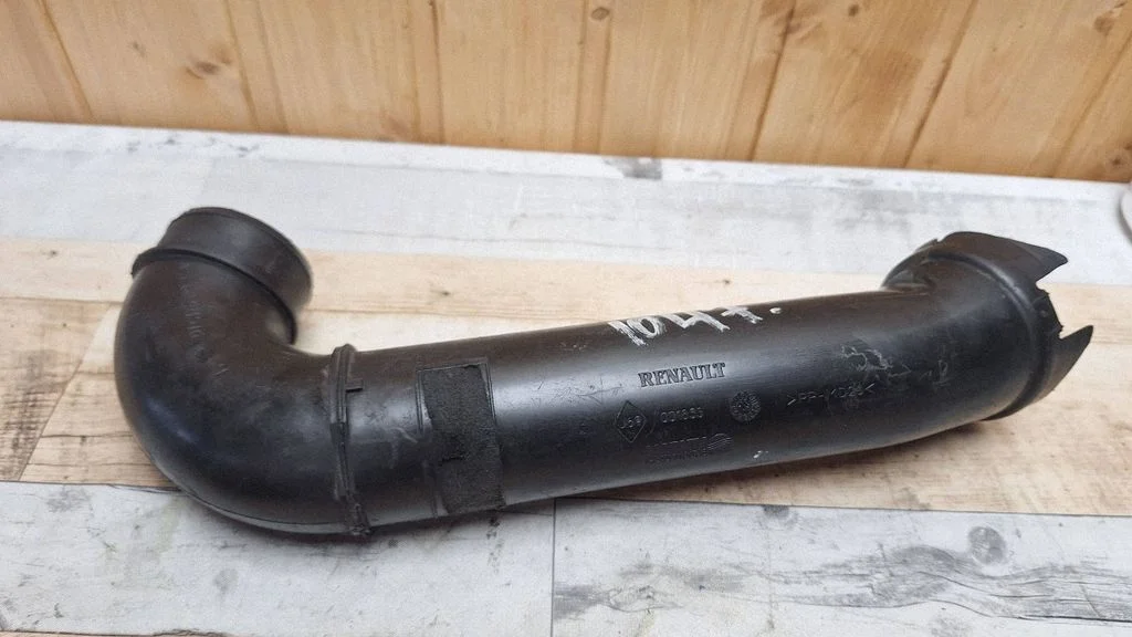 Air intake duct part – Renault Scenic II - Grand scenic II (2003-2006)