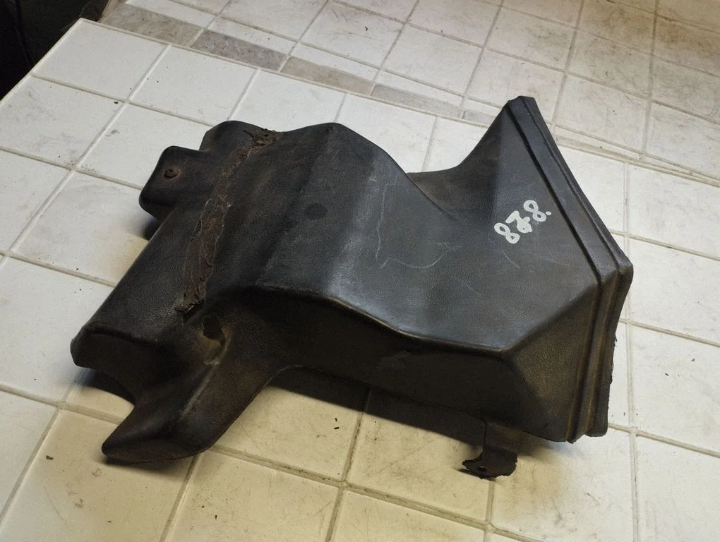 Air intake duct part 278509C002