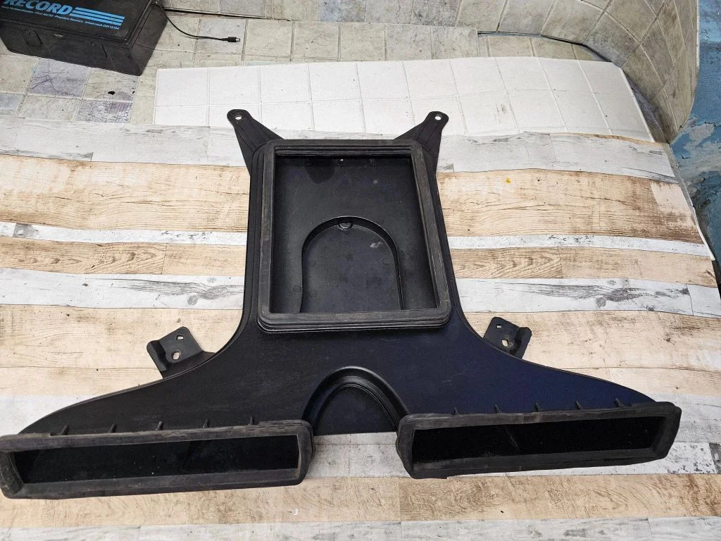 Air intake duct part 282202B000