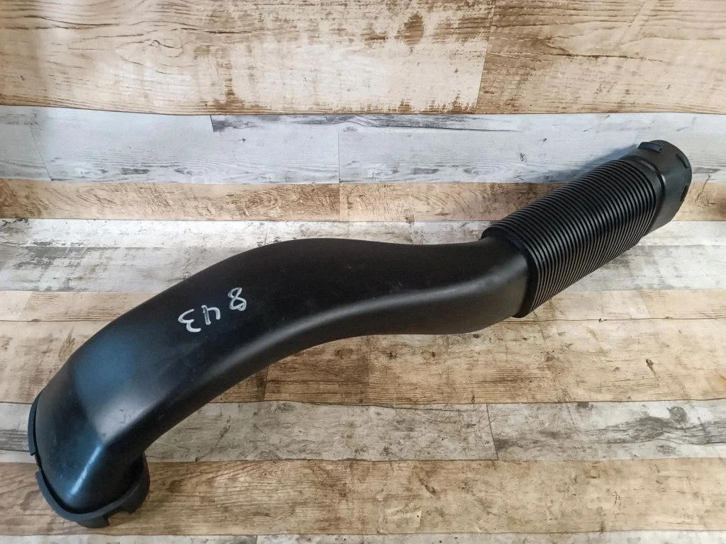 Air intake duct part 1022595S01