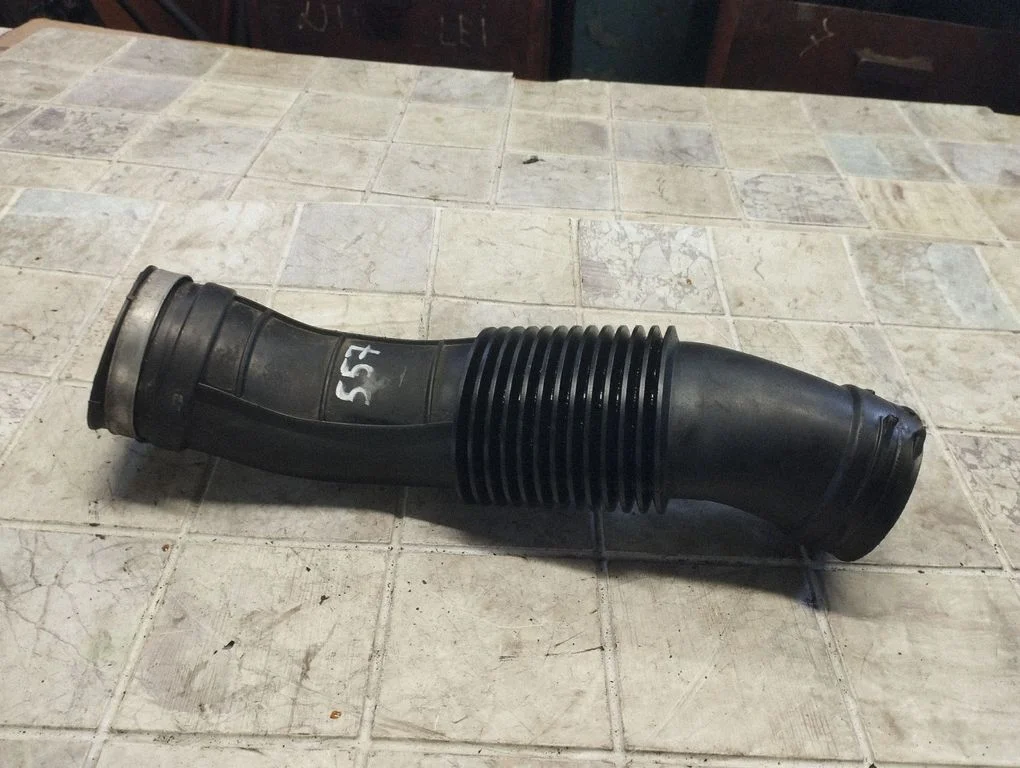 Rura dolotowa turbosprężarki 9653096580
