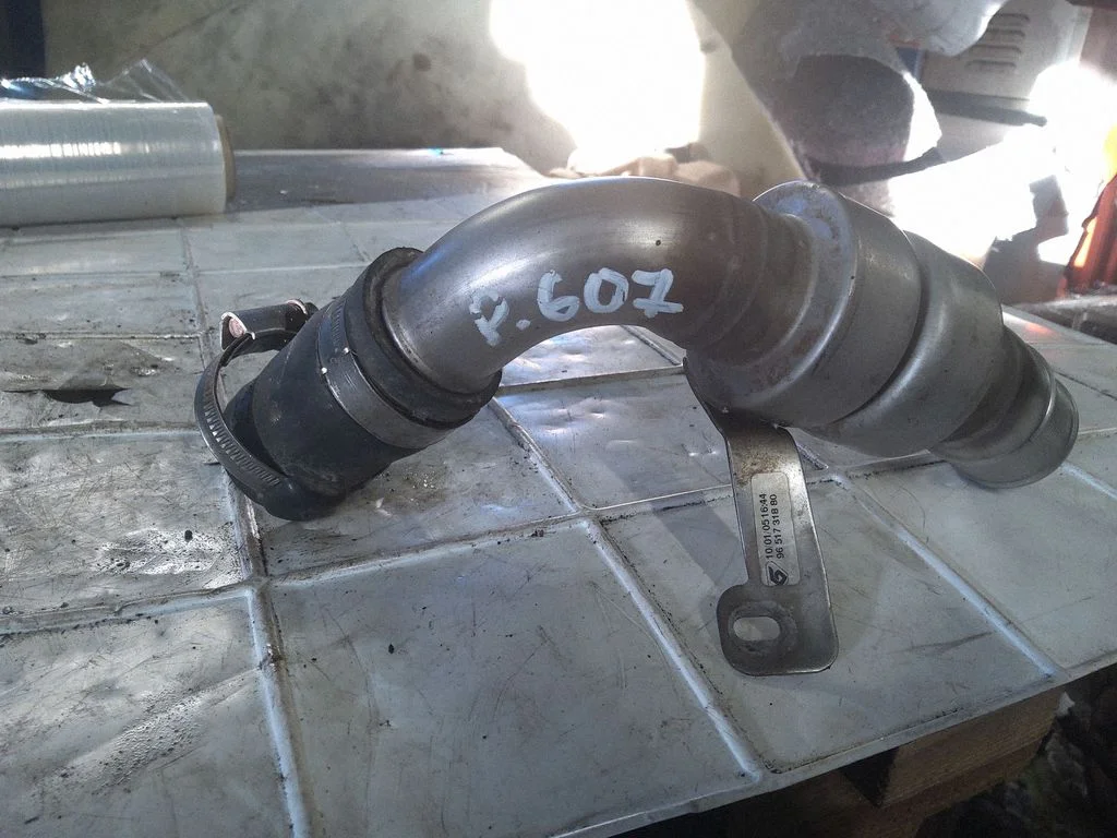 Turbo air intake inlet pipe/hose 9651731880