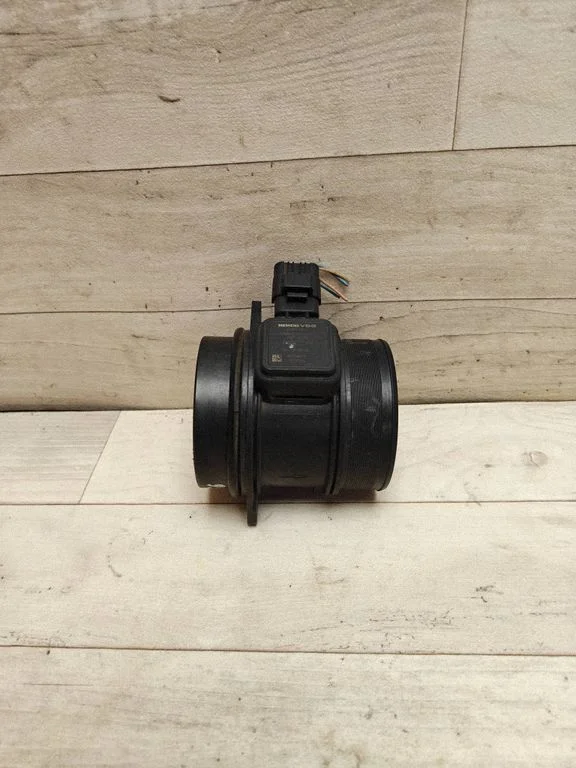 Mass air flow meter 9645948980