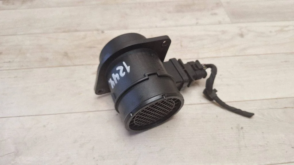 Mass air flow meter 9021050002