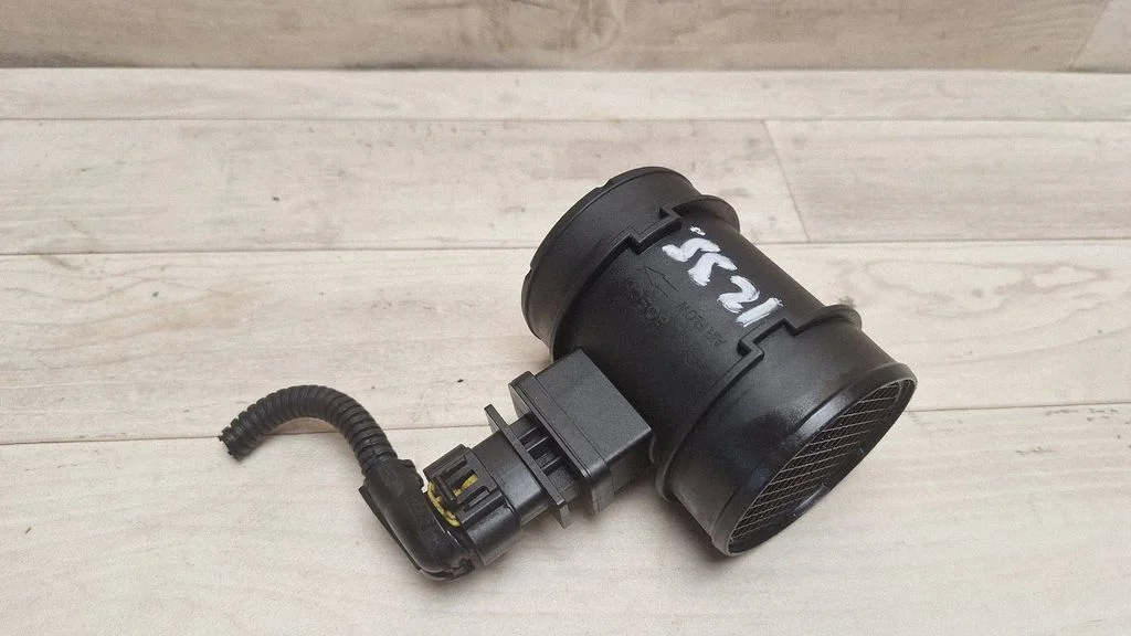 Mass air flow meter F00C2G7003