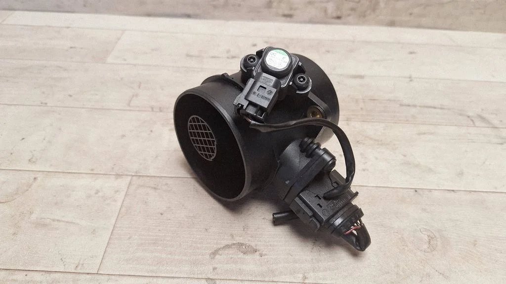 Mass air flow meter – Mercedes-Benz C-Class W203 (2000-2007)