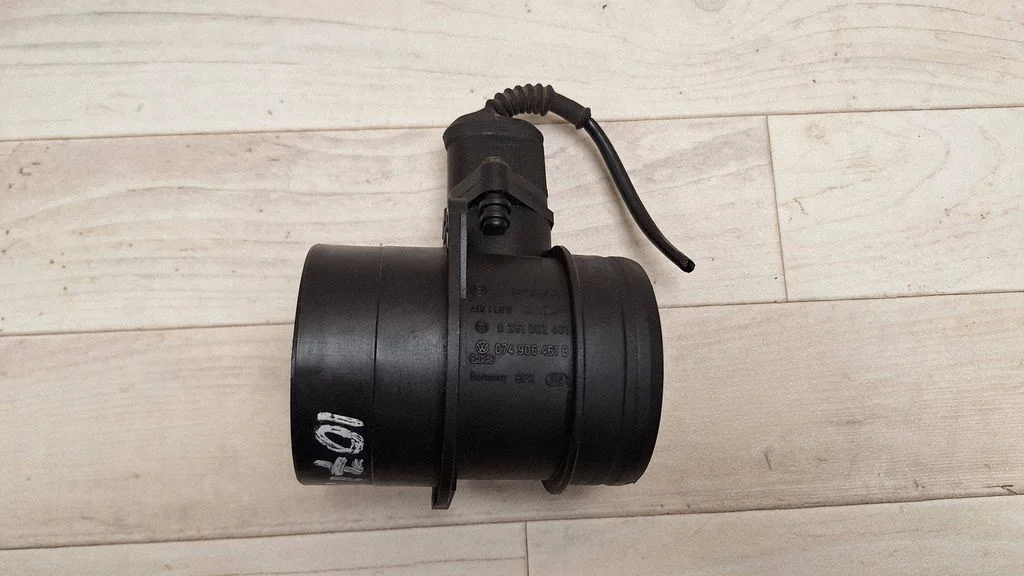 Mass air flow meter – Skoda Superb B5 (3U) (2001-2008)