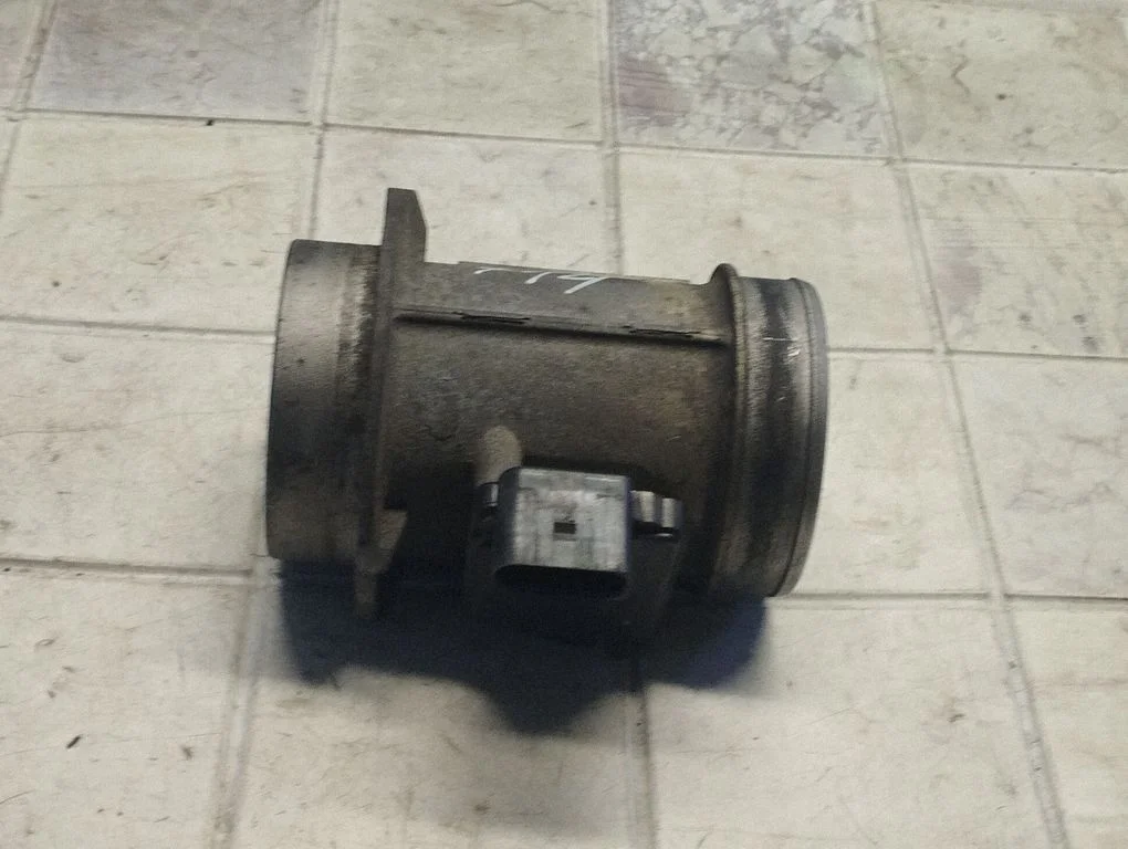 Mass air flow meter 059906461D