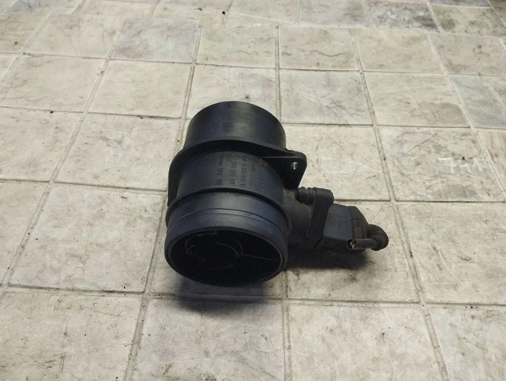 Mass air flow meter – Skoda Superb B5 (3U) (2001-2008)