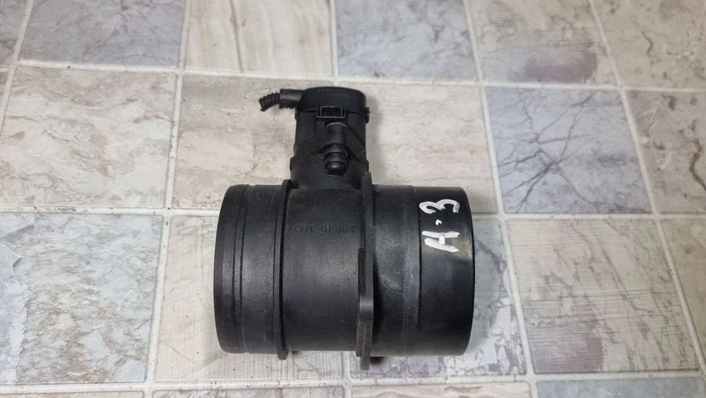 Przepływomierz powietrza 0281002461