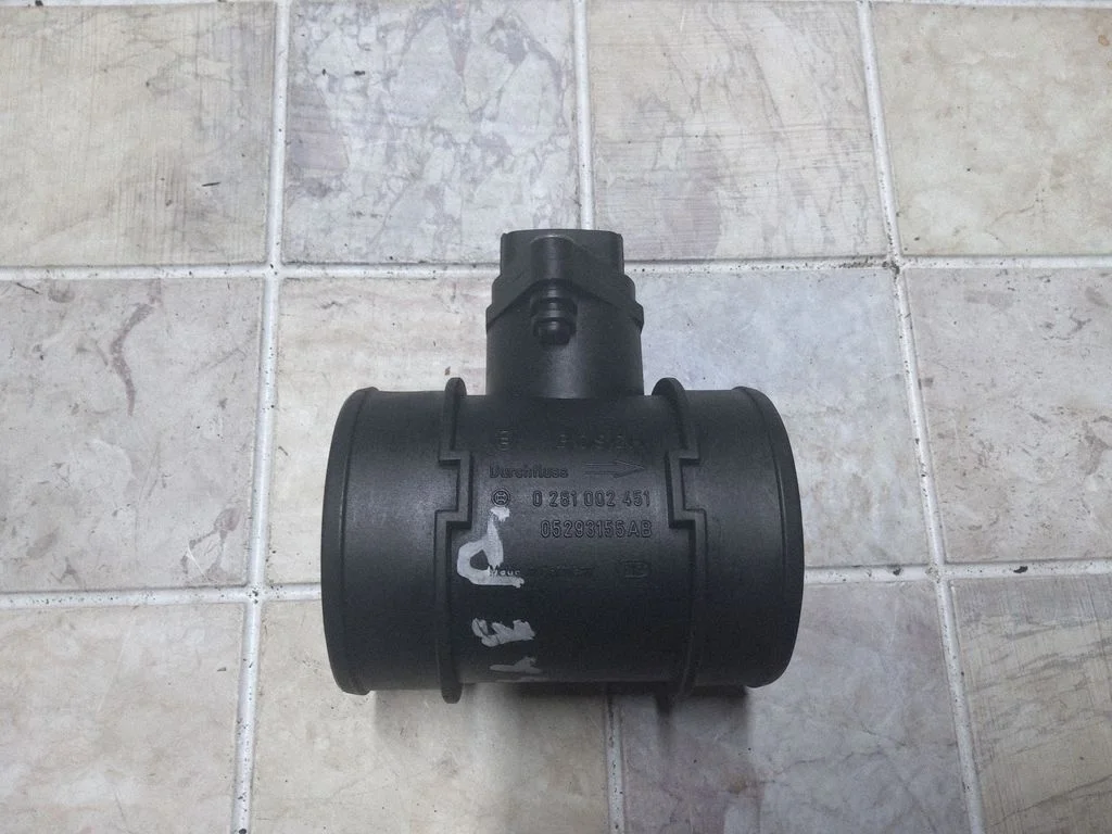 Mass air flow meter 0281002451