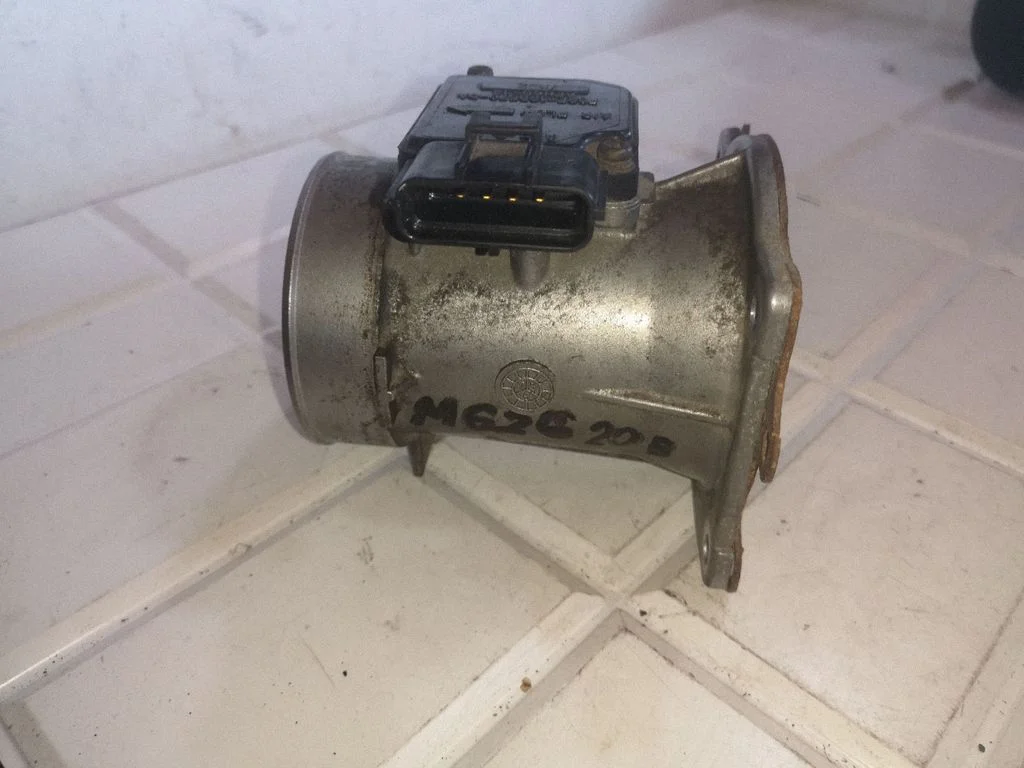 Gaisa masas mērītājs F82F12B579DA