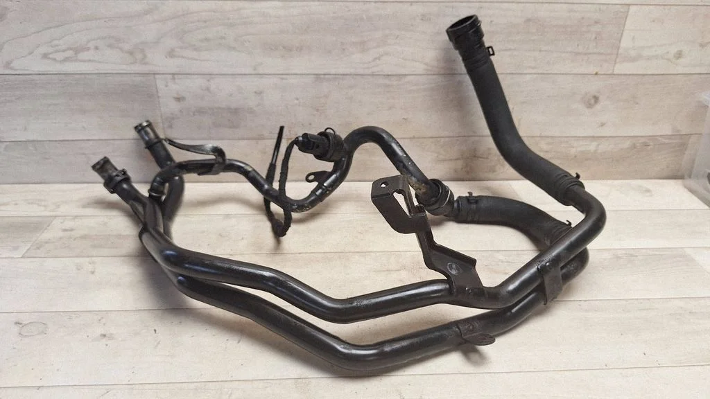 Air intake hose/pipe – Audi Q7 4L (2005-2015)