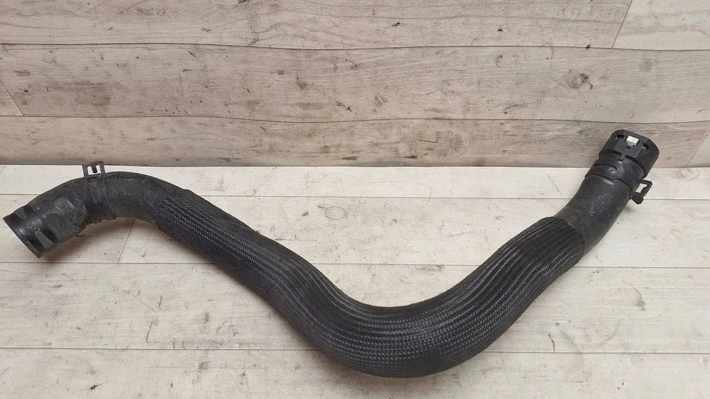 Air intake hose/pipe