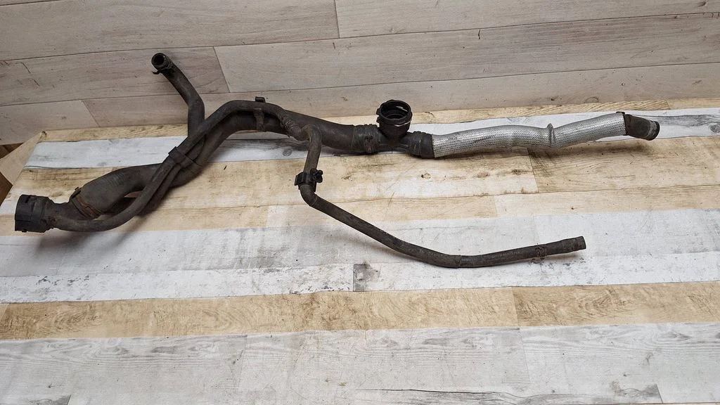 Air intake hose/pipe