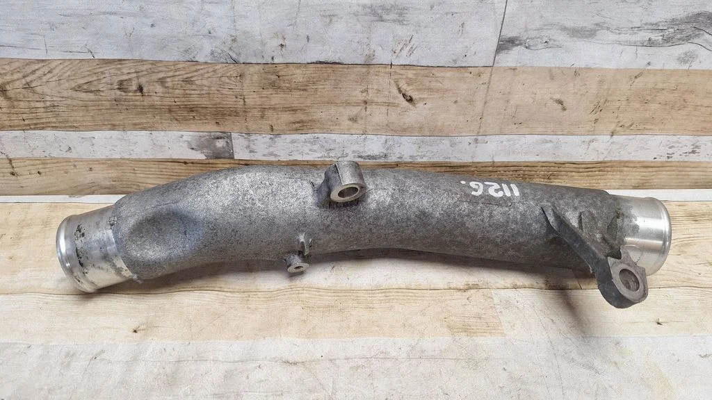 Air intake hose/pipe – Toyota Avensis T250 (2003-2006)
