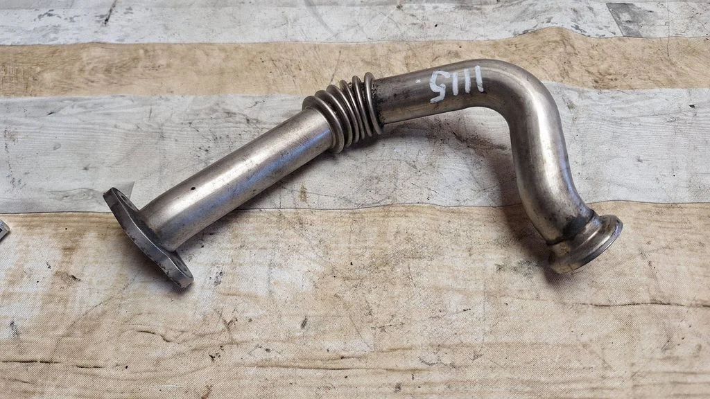 Air intake hose/pipe