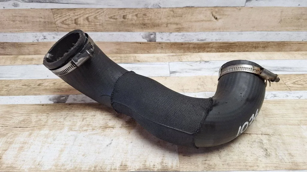 Air intake hose/pipe – Ford Transit Custom (2013-2023)