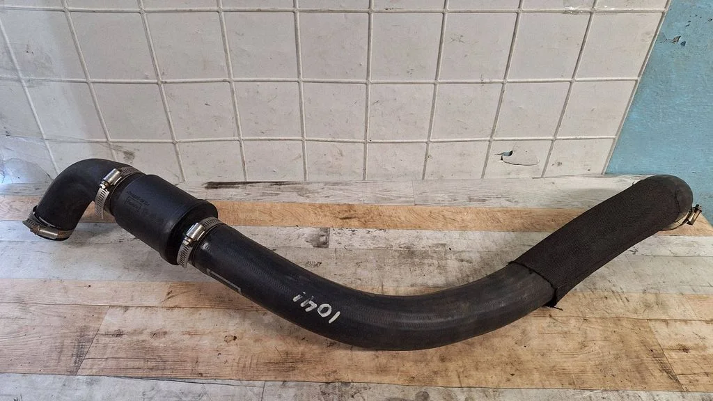 Air intake hose/pipe – Ford Transit Custom (2013-2023)