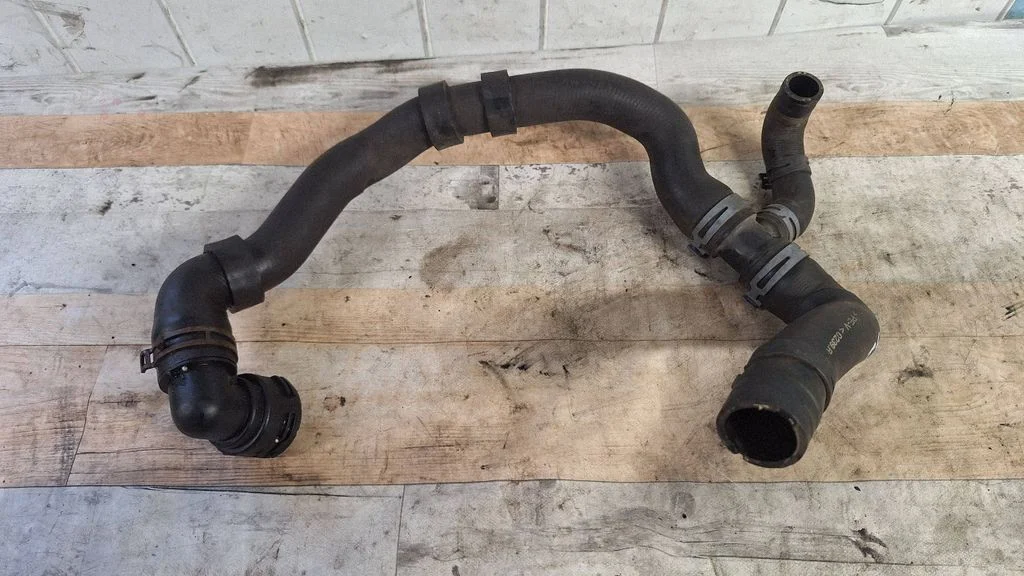 Air intake hose/pipe